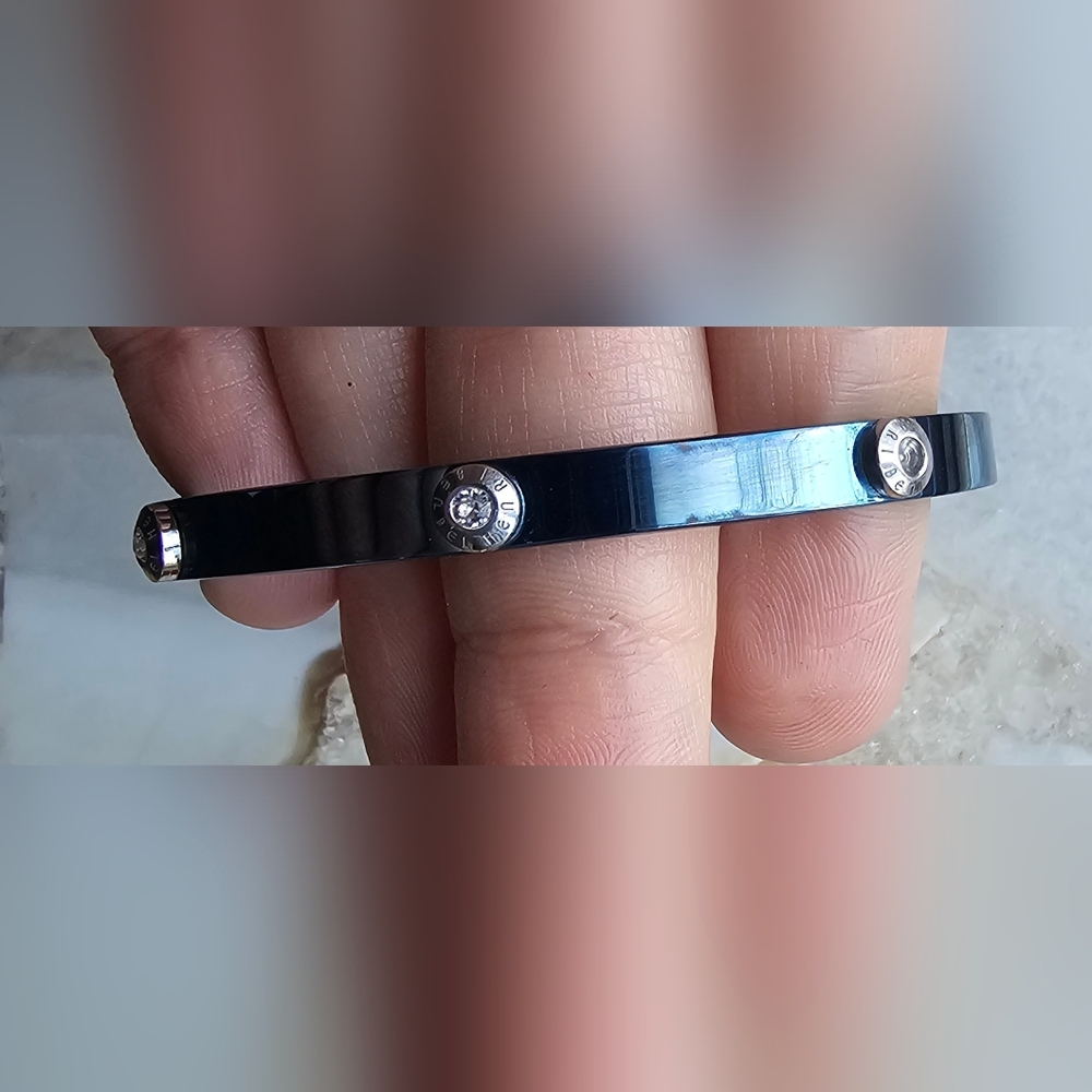 Henri Bendel Blue Crystal Bangle Bracelet – Authentic